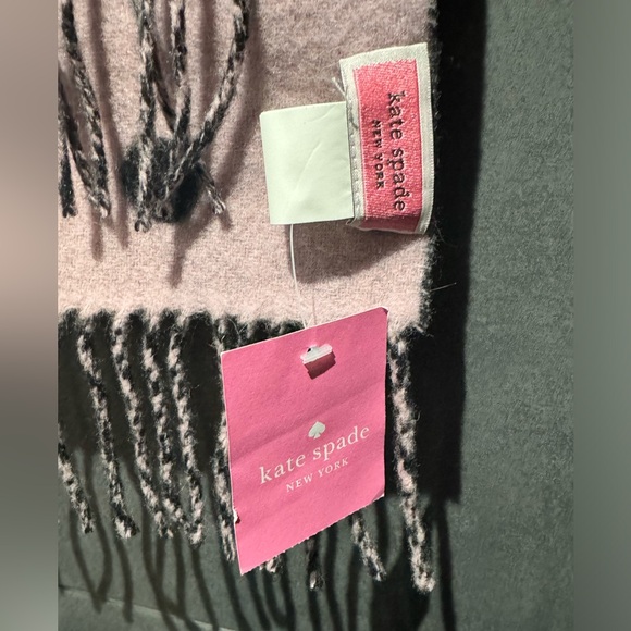Kate Spade Scarf NWT - Picture 3 of 4